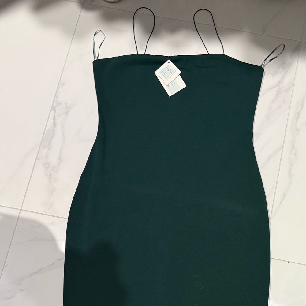 Green Sleeveless V-Neck Sheath Dress for Cocktail